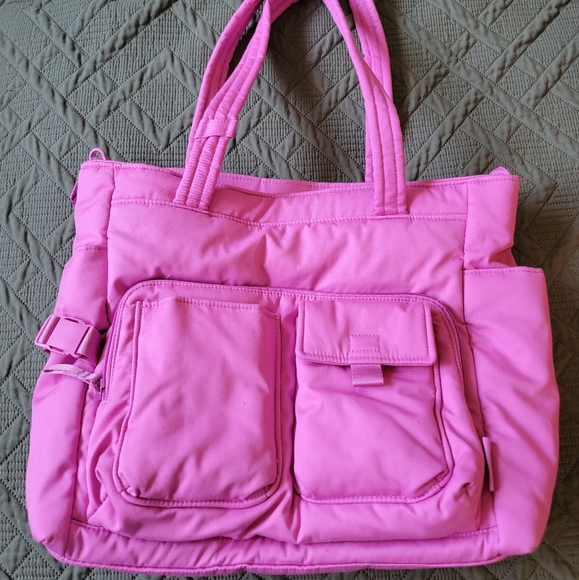 Vera Bradley Handbags - Vera Bradley Utility Tote